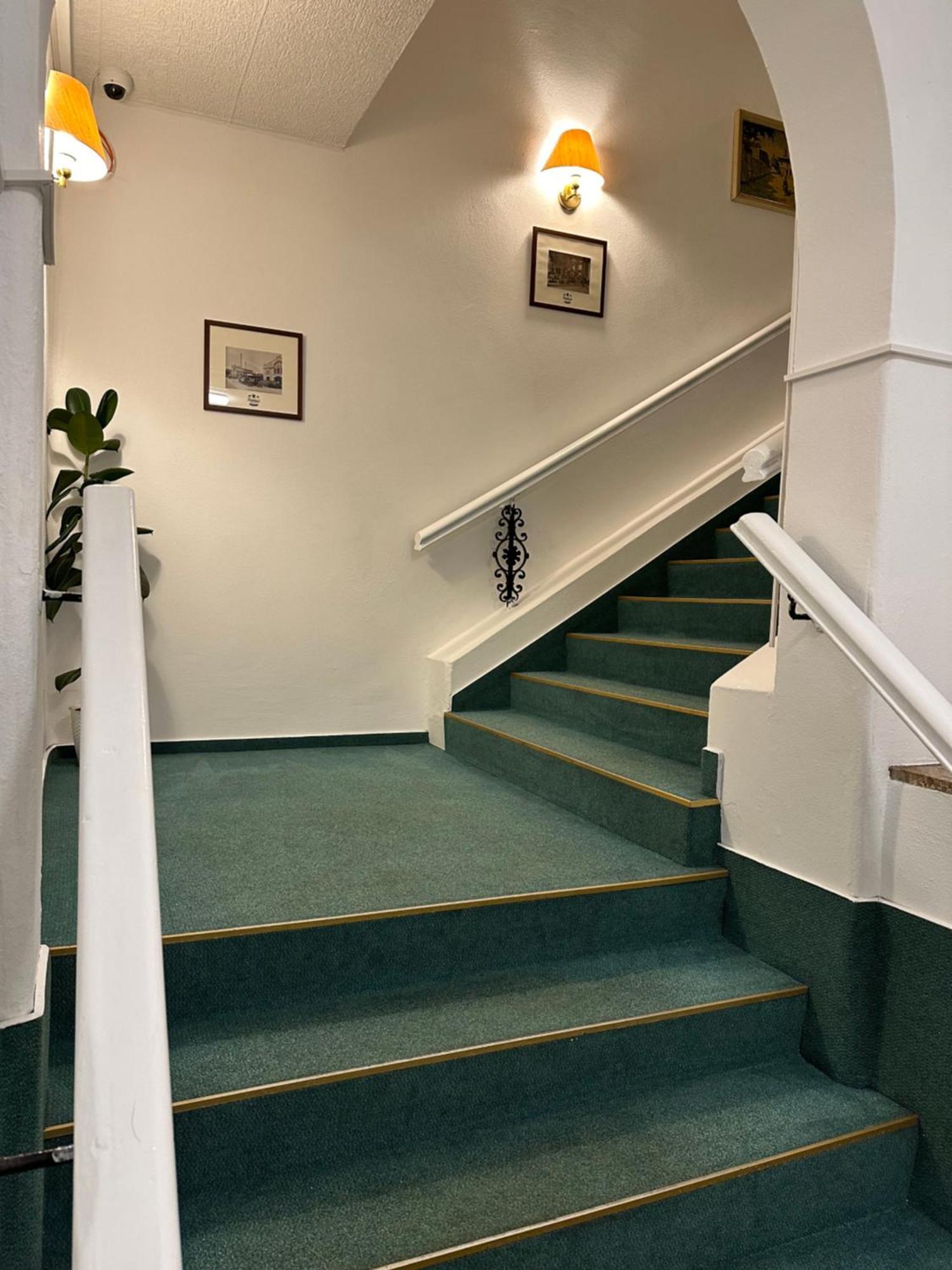 Hotel Sachsenhof Риза Экстерьер фото